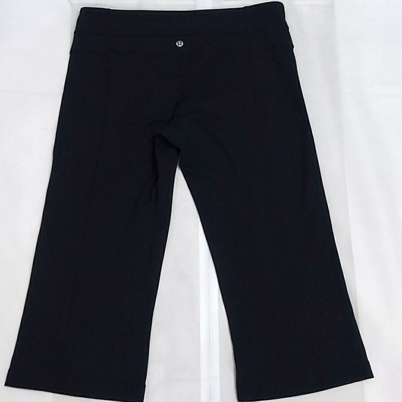 Lululemon reversible crop pants black- size 10